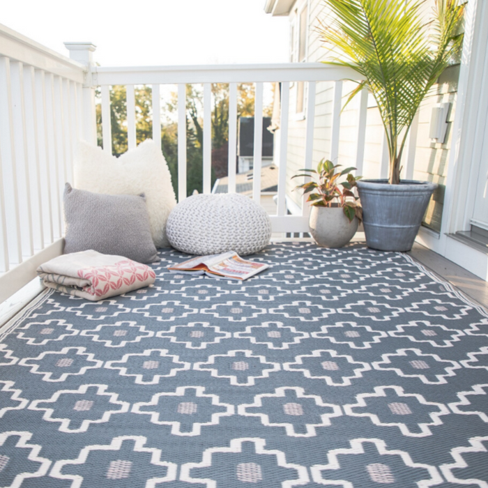 Copenhagen Modern Recycled Plastic Reversible Outdoor Rug - Fab Habitat , Recycled Plastic Rugs & Mats,