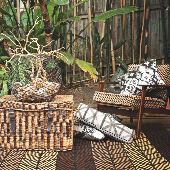 Seattle Chestnut and Walnut Brown African Large Outdoor Rug - Fab Habitat , Recycled Plastic Rugs & Mats,